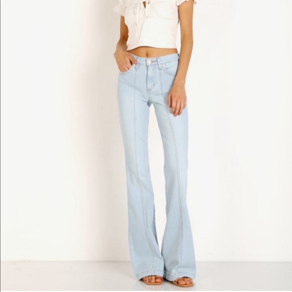 Wrangler Heritage Seamed High Rise Flare Jeans